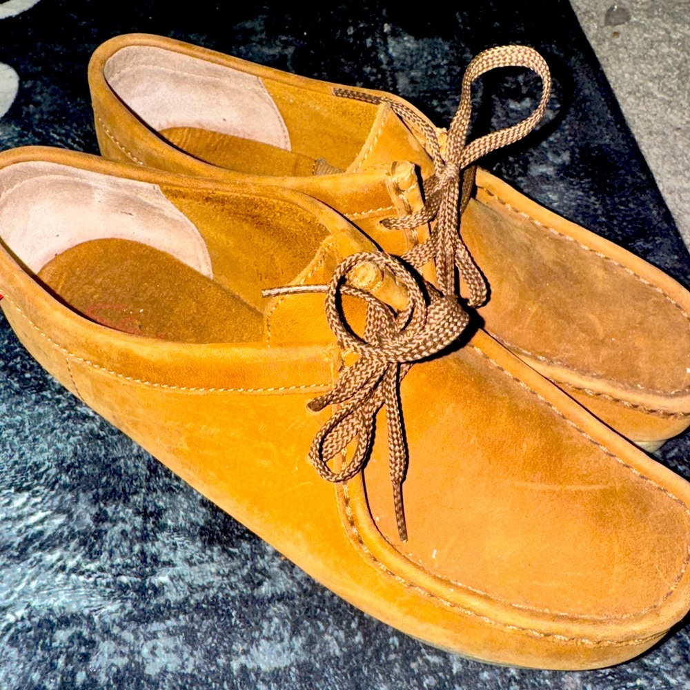 Clarks wallabies beeswax edition near new.